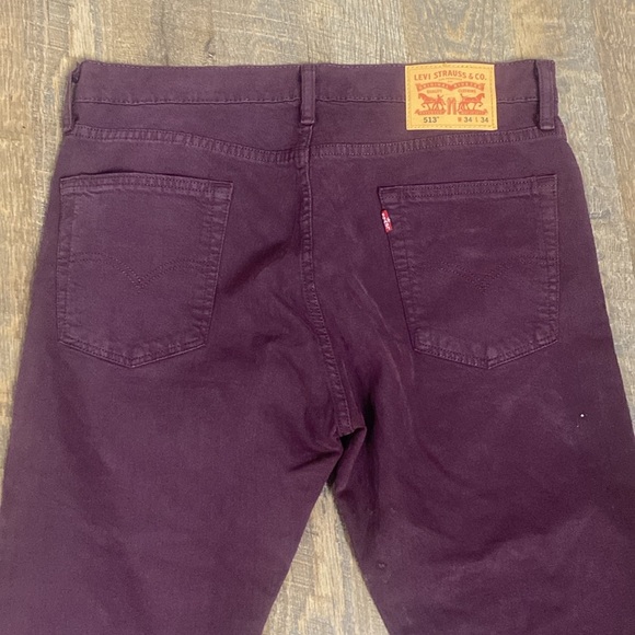 Vintage maroon Levi’s 513 Relaxed fit flared leg raw hem - Picture 2 of 9